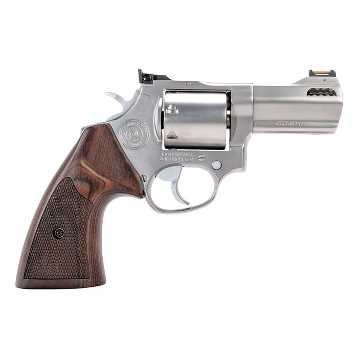 692 Executive 357 Magnum/9mm 3'' Bbl 7 Rounds Ss/walnut